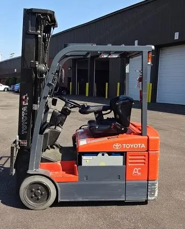 Toyota, 7FBEU18, 2012, 3-Wheel Sit-Down Rider Forklift, 3500 lbs Capacity, 36V