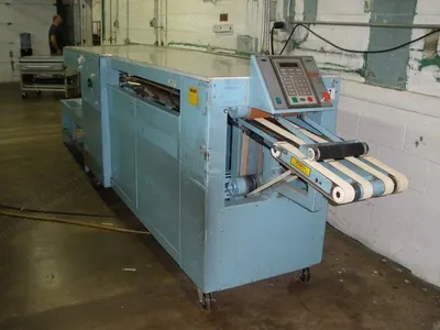 Braun, Omega, 1998, Sheet Folder and Towel Folder, 240V, Single Lane, Right-Side Delivery, Rear Discharge