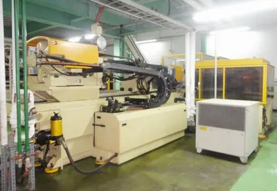 Husky, GL300 P100/110 E120, 1999, PET Preform Injection Moulding, 48-Cavity, 25000 Hours