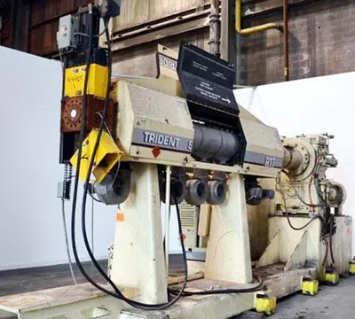 PTI, Model 6000 Trident, 2002, 6" Screw Diameter, 28/1 L/D, 400 HP