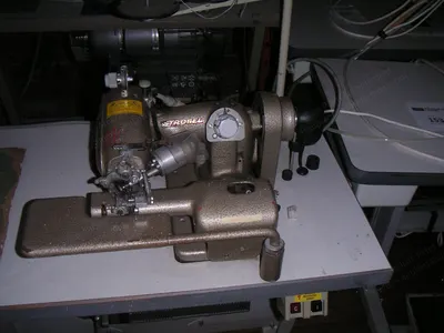 Strobel, KL45-123F, Blind Stitch Sewing Machine, with Thread Trimmer