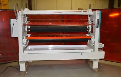 Black Brothers, Model 775 SPR, 2004, 68 Inch Top and Bottom Glue Spreader, 1.5 HP, 88 FPM