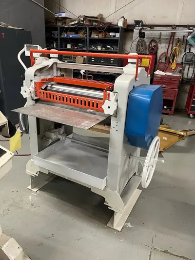 Black Brothers, Top Only Glue Spreader, 26", Reconditioned