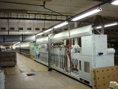 Rieter, K 44 Comfor Spinner, 2004, 1008 Spindles, 42mm Ring, 70mm Gauge, Linked with Schlafhorst 338 Winder