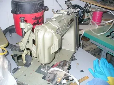 Singer, 300W, Sewing Machine with Table