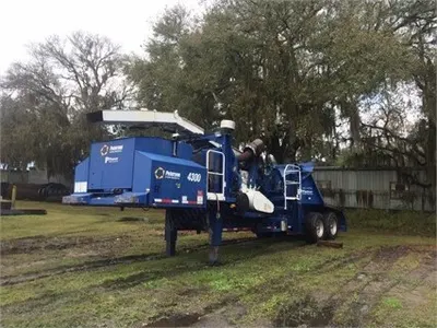 Peterson Pacific, 4300, 2010, Drum Chipper, CAT C18 765HP Engine, 6 Knife Chipper