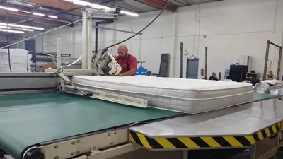 Atlanta Attachment, 11314 ANF, Automatic Tape Edge Machine, Singer 300UX5 Sew Head, Conveyor Movement, Flip Over