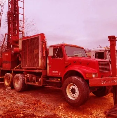 Schramm, T450WS, 2001, 900/350 Sullair Compressor, Cummins N14 Deck Engine, International Navistar 4900 Truck