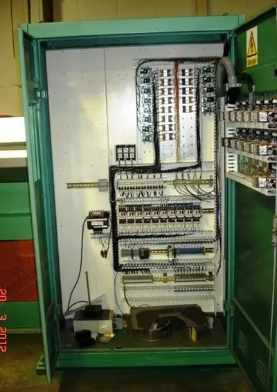 Union, 6 Inch Single Screw Extruder and Reifenhauser 86 Inch Sheet Line, 6 Inch Screw Diameter, 86 Inch Wide, 220 kW