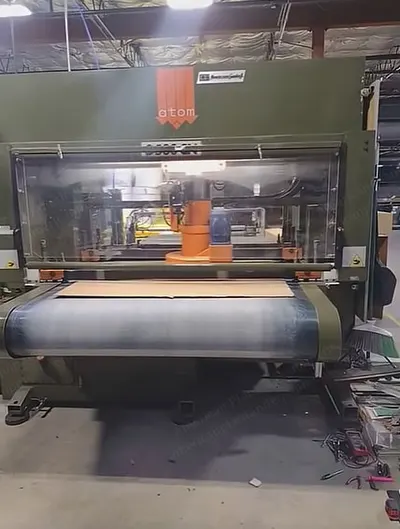 Atom, S530CN BP, 35 Metric Ton, 19.5" x 19.5" Head Size, Belt Feed Auto Die Cutter