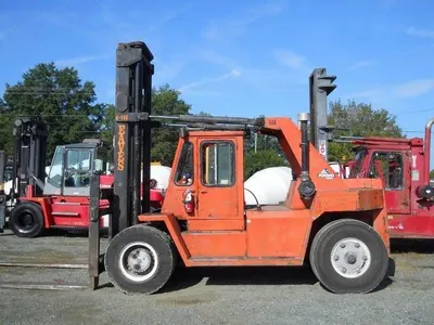 Eaves, 305, 1997, 30500 lbs Capacity, Pneumatic Tire, Diesel, Cummins Engine