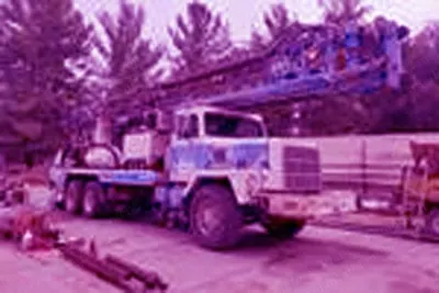 Speedstar, 25K, 1988, 900/300 Sullair Compressor, 3x4 Mud Pump, Mounted on 1998 International Paystar 5000