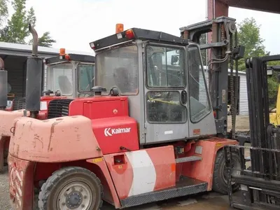 Kalmar, DCE80-6, 2007, Pneumatic Tire Forklift, 17600 lbs Capacity, Diesel, Two Stage Mast