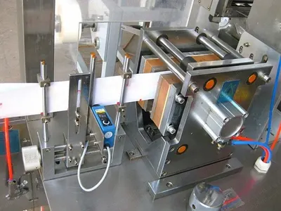 NovaStar, WP118, Automatic Wet Wipes and Alcohol Pad Packing Machine, 4-Side Sealing, 120-160 Bags/Min