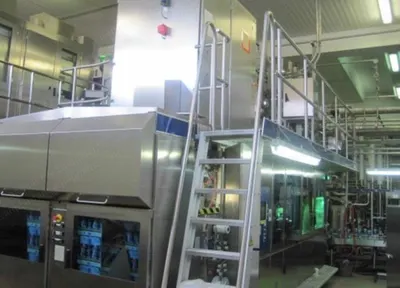 Tetra Pak, Tetra Top 170 V, 2005, 9000 Packs/h, 1000ml/750ml/500ml Base, with Tray Packer