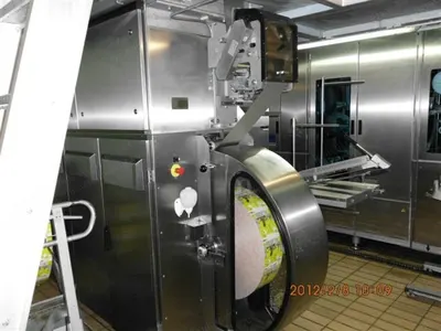 Tetra Pak, TBA/19 200 Slim, 2002, 200ml Volume, 7500 PPH Capacity, with Straw Applicator and Cardboard Packer