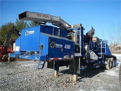 Peterson Pacific, 4300, 2011, Drum Chipper, CAT 765HP Engine