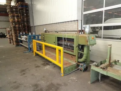 Monforts Sueding and Sanding Machine, 2500mm Roller Width, 2 Sandpaper Brushes, 1982