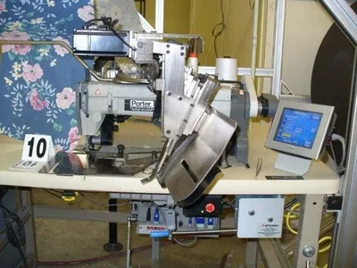 Porter, GPT 1000 AP, Ruffler Sewing Machine, with Table and Motor