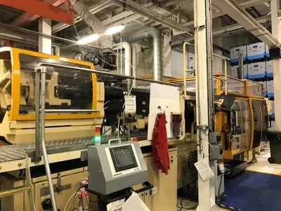 Husky, GL 300 P85/95 E100, 2000, PET Preform Injection Moulding Machine, 300 Ton, 3-Stage Take Out Robot