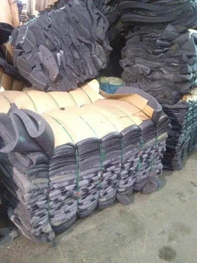 Pseudo Reticulated Polyether Foam Bales, Black, 1.8-1.9 Density, 1530x760x920mm