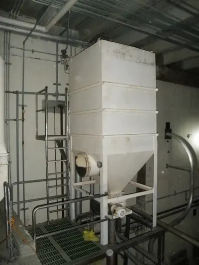 Baghouse Dust Collector, 5' x 5' x 12', Pulse Jet, 1 HP Rotary Airlock