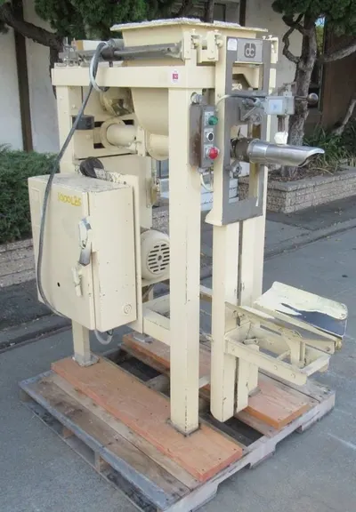 WG, Model 100, Carbon Steel Bag Filler/Packer, 3 inch Screw, 5 HP