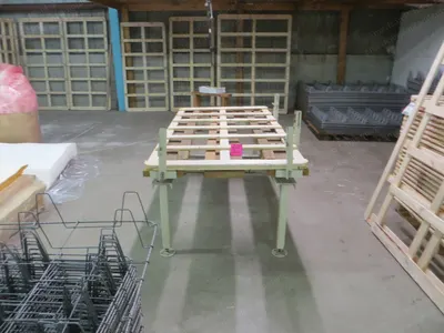 Box Spring Table