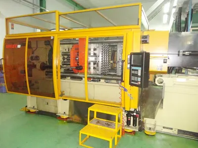 Husky, GL300 P100/110 E100, 2000, PET Preform Injection Moulding Machine, 48-Cavity, 2000 Working Hours