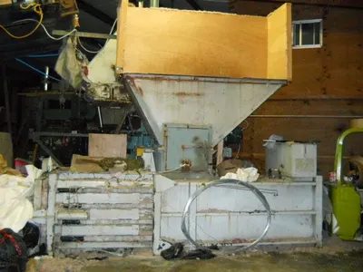 American Baler, Economy, Horizontal Baler, 30x36x60 Inch Chamber, 7 Inch Cylinder, 20 HP