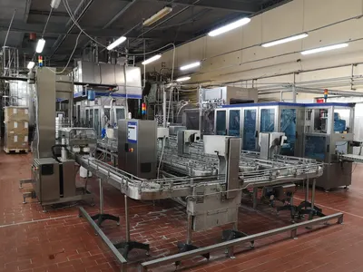 Tetra Pak, A3 Flex C/1000SQ, 2005, 1000ml Format, 10742 Working Hours, Complete Filling Line