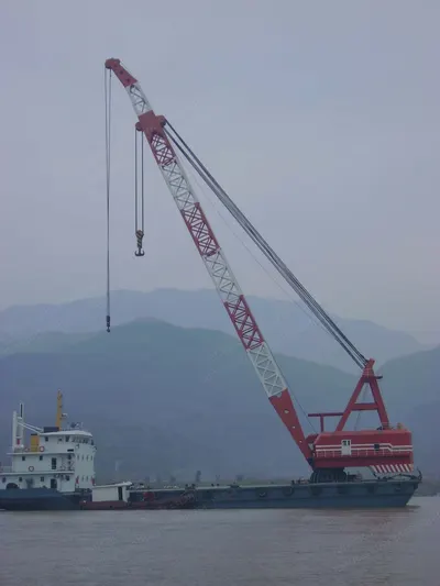 Floating Crane, 300 Ton, 2007, Self-Propelled, 56m LOA, 2x 1200HP Diesel Engines