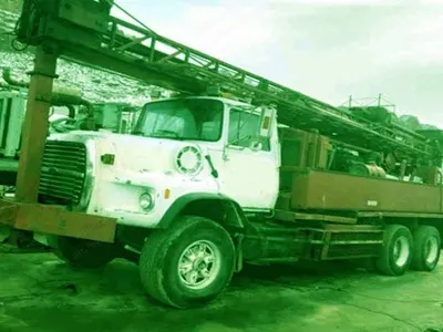 Schramm, T450WS, 1994, 825 cfm x 250 psi Compressor, 22000 lbs Pullback, Truck Mounted
