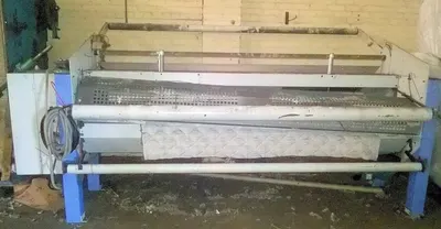 Stutznaecker, Q.S., Cross Cutting Table for Quilting Machines