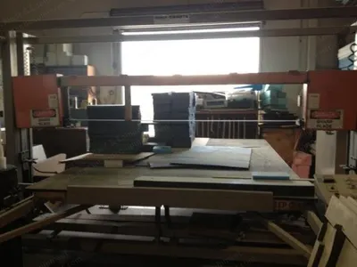 Edge-Sweets, Automatic Vertical Foam Saw, 36 inch Max Cut, 84x96 inch Table