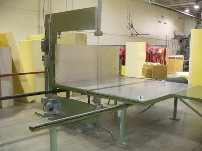 Fecken & Kirfel, V11, 1971, Vertical Foam Cutter, 2460x2540mm Table Size