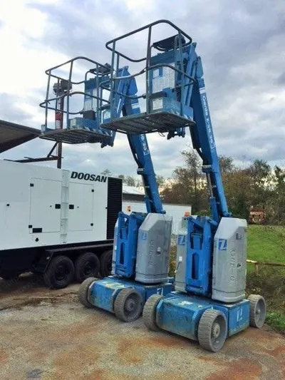 Genie, Z30/20N, Articulating Boom Lift, 30 ft Platform Height, 20 ft Horizontal Reach, Electric