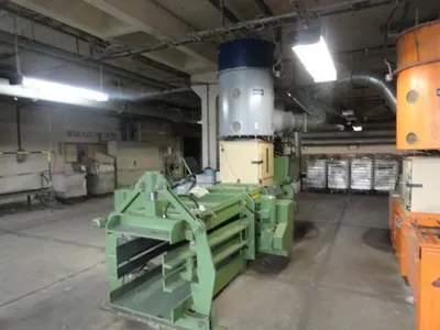 Paal, Horizontal Bale Press, 1997, Hydraulic System, Automatic Wire Strapping