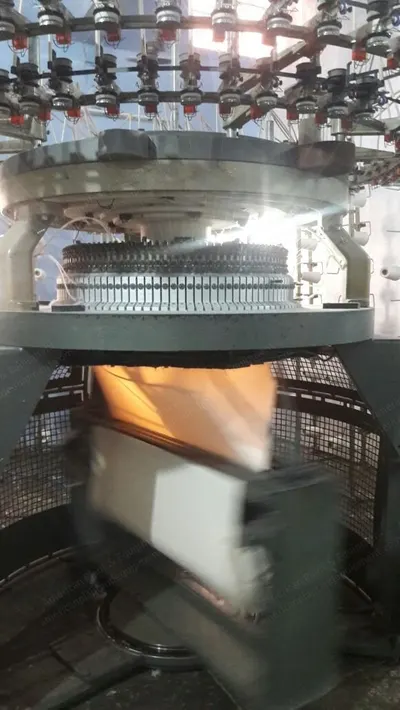 Mayer & Cie, OV 3.2, 1998 to 2000, 30" and 34" Diameter, 24 Gauge, Circular Knitting Machines
