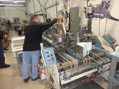 International, KJ, Royal Folder Gluer, 40 Inches
