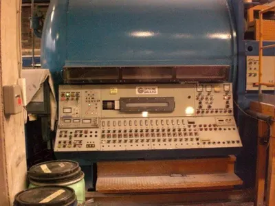 Galileo, C165 B100, 1987, 1650mm Web Width, 8 m/s Speed, 2 Vacuum Chambers