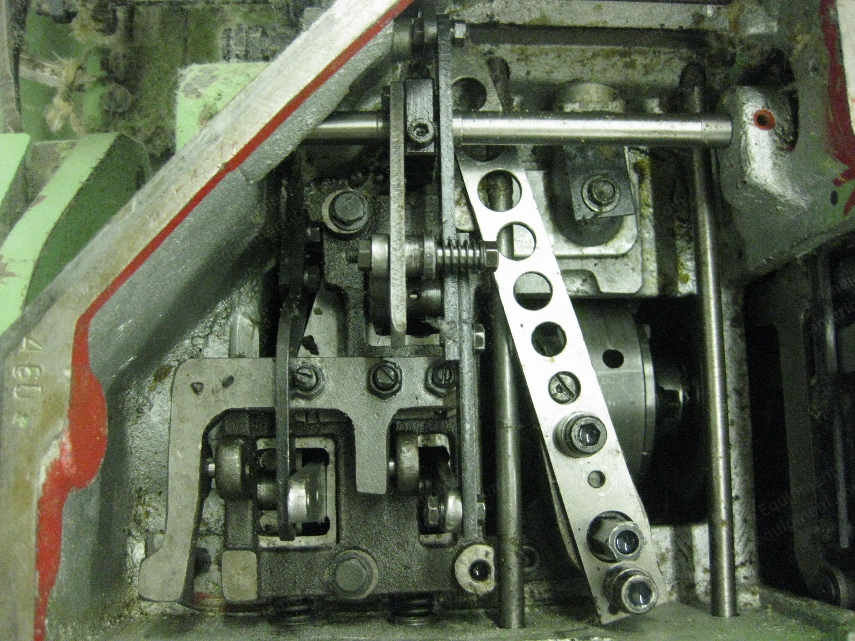 STB, 2-330, 1986, 3300mm Working Width, 2 Colors, Eccentric
