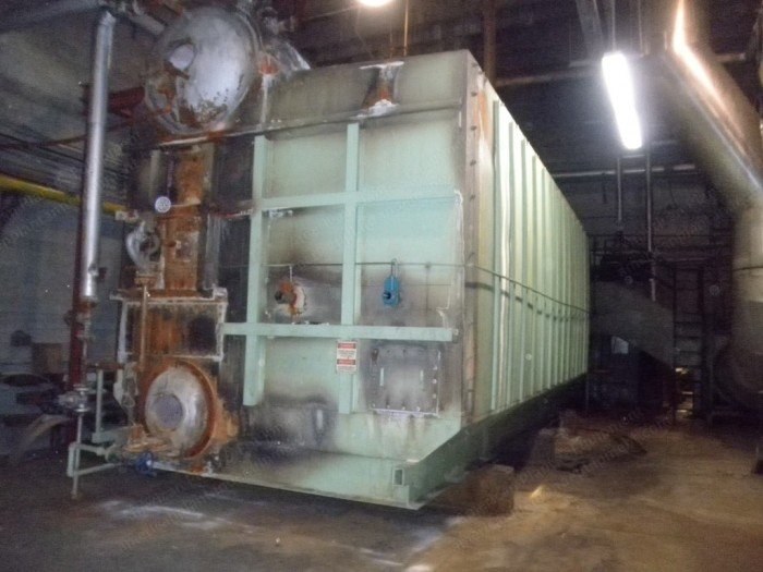Nebraska, 115,000 lbs/hr, 1995, 3300 HP, 350 PSI Steam Boiler