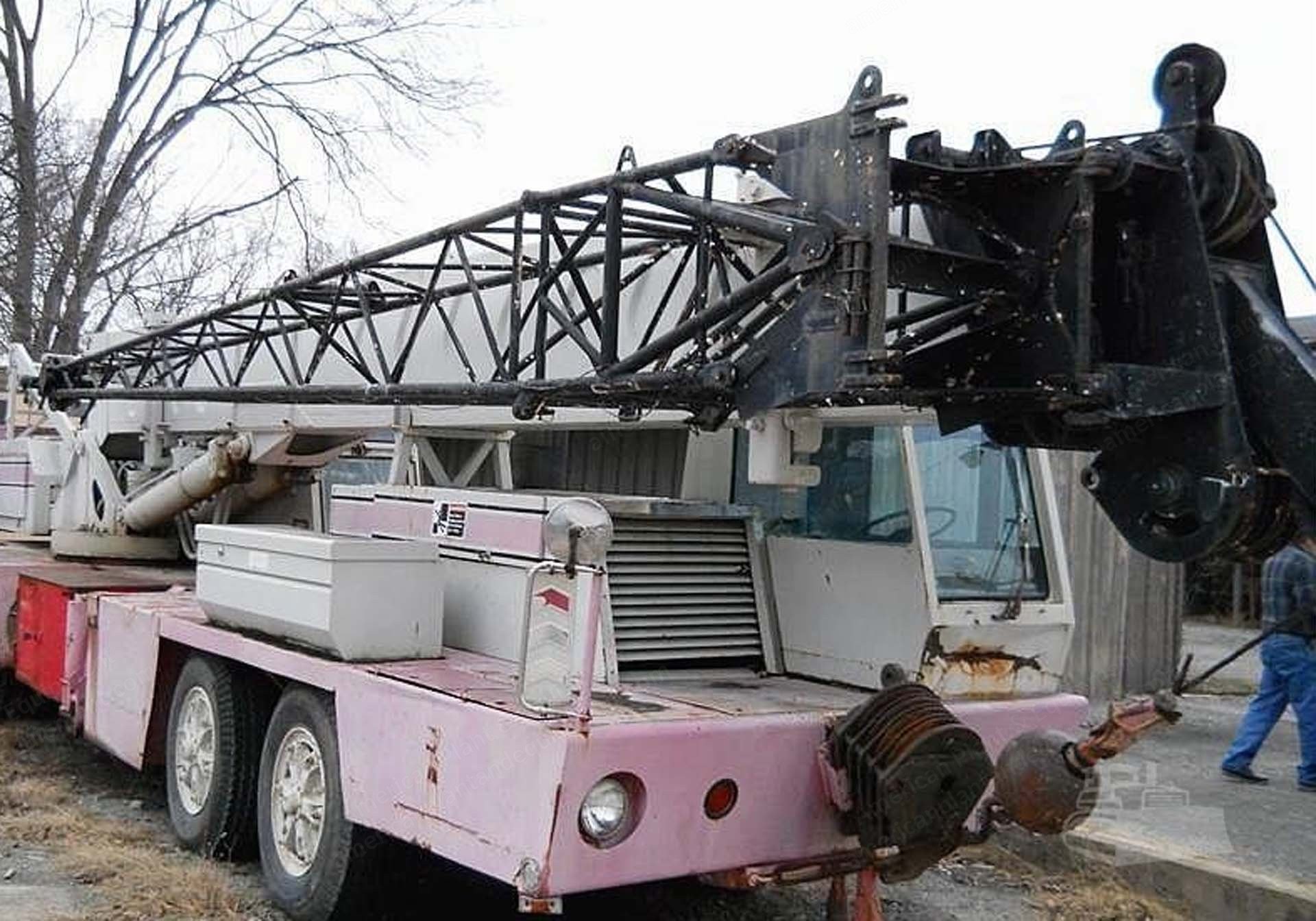 Link-Belt, HTC-35, 1979, 35 Tons, 80 Foot Boom, 28 Foot Jib