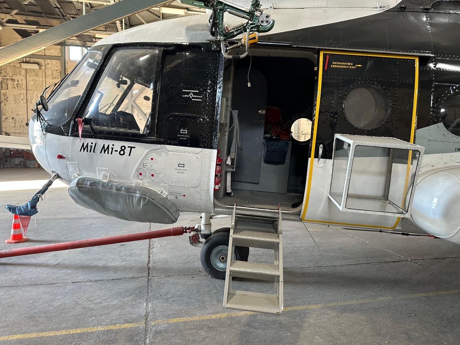Mil, Mi-8T, 1974, Transport Helicopter, 16 Passengers