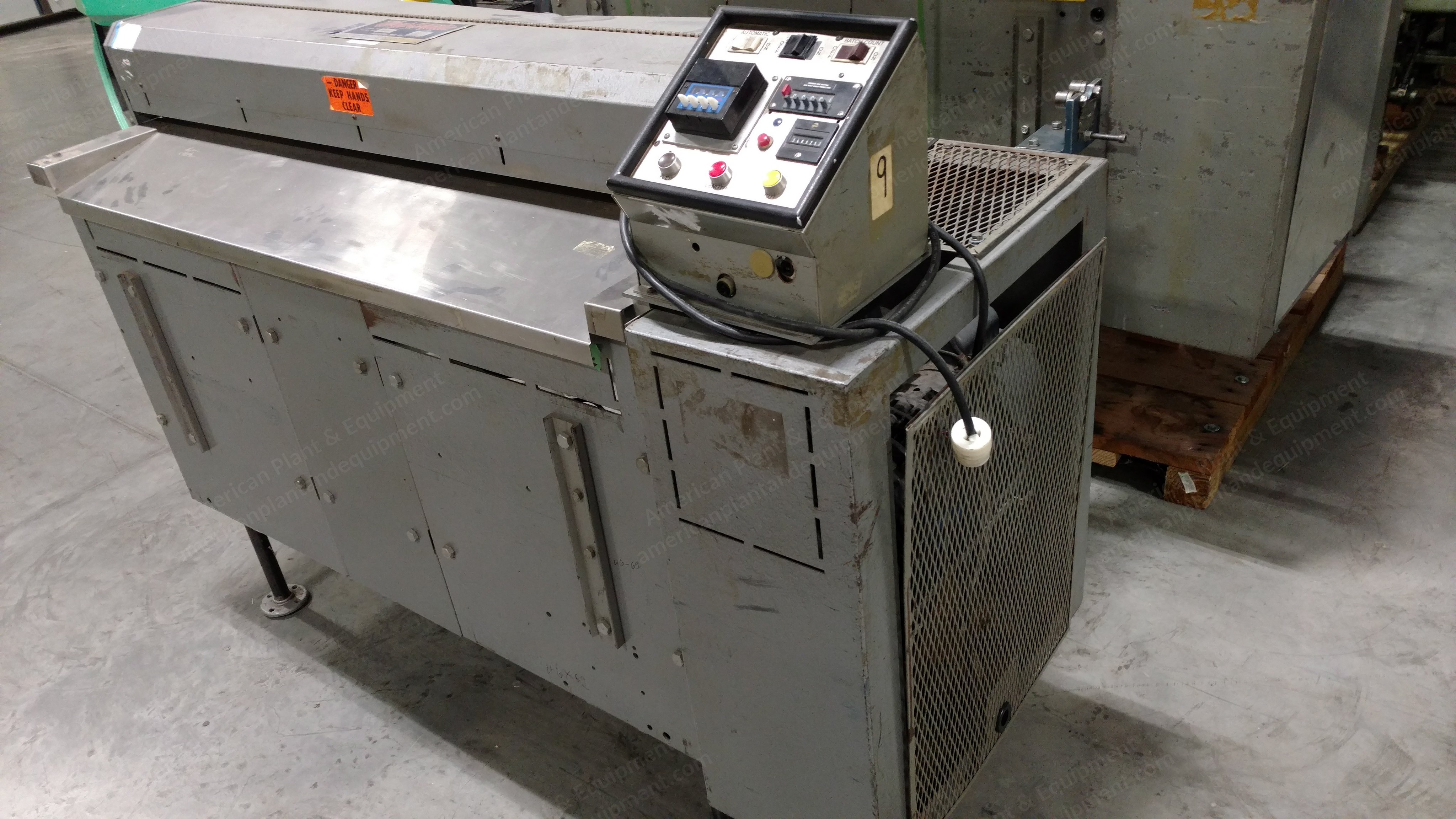 Rosenthal, Kolbus Sheeter, 1984, 48" to 54" Width, Slitter and Rewinder