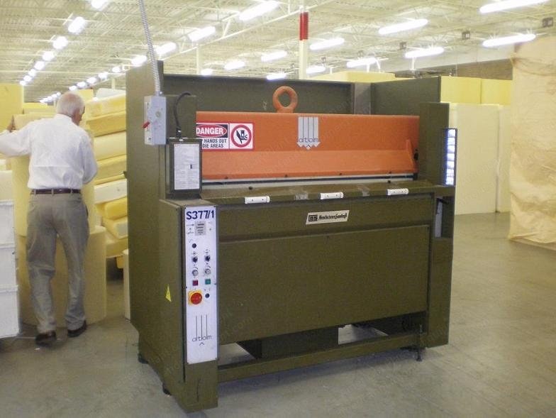 Atom, 377/1, Automatic Full Head Press Die Cutter, 77 Tons, 63x31.5 Inch Cutting Surface
