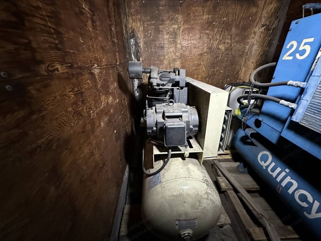 Quincy Air Compressor