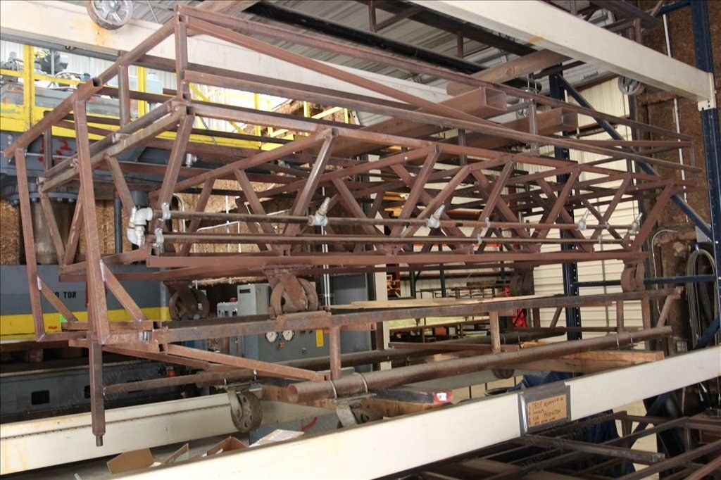 Autoclave, 120" x 52" x 42", 250-400°F