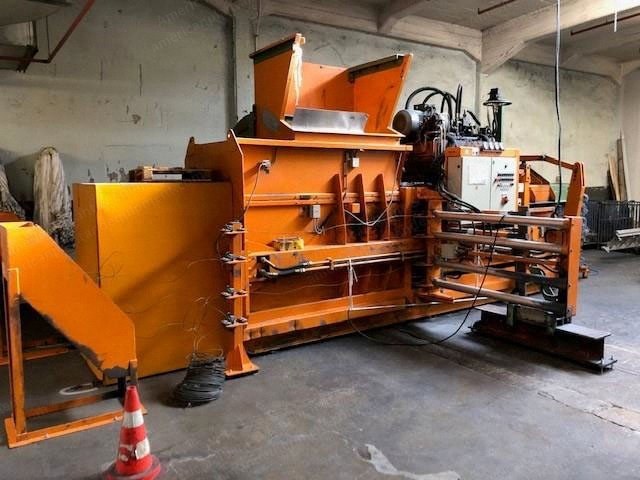 Tiek, HBP 2-50, 1996, 50 Tons Pressing Force, 800x1100mm Bale Format, 22kW